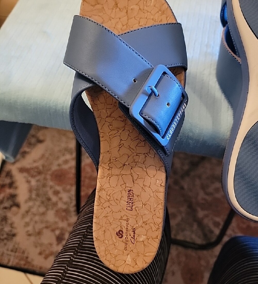 Clarks Women's Slide Sandals in Blue with Cork Cushioned Footbed. Cloudsteppers - Picture 4 of 4